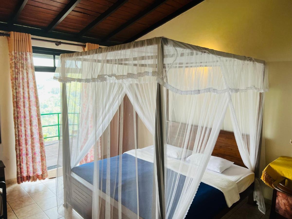 Ambiente Guest House Ella Esterno foto